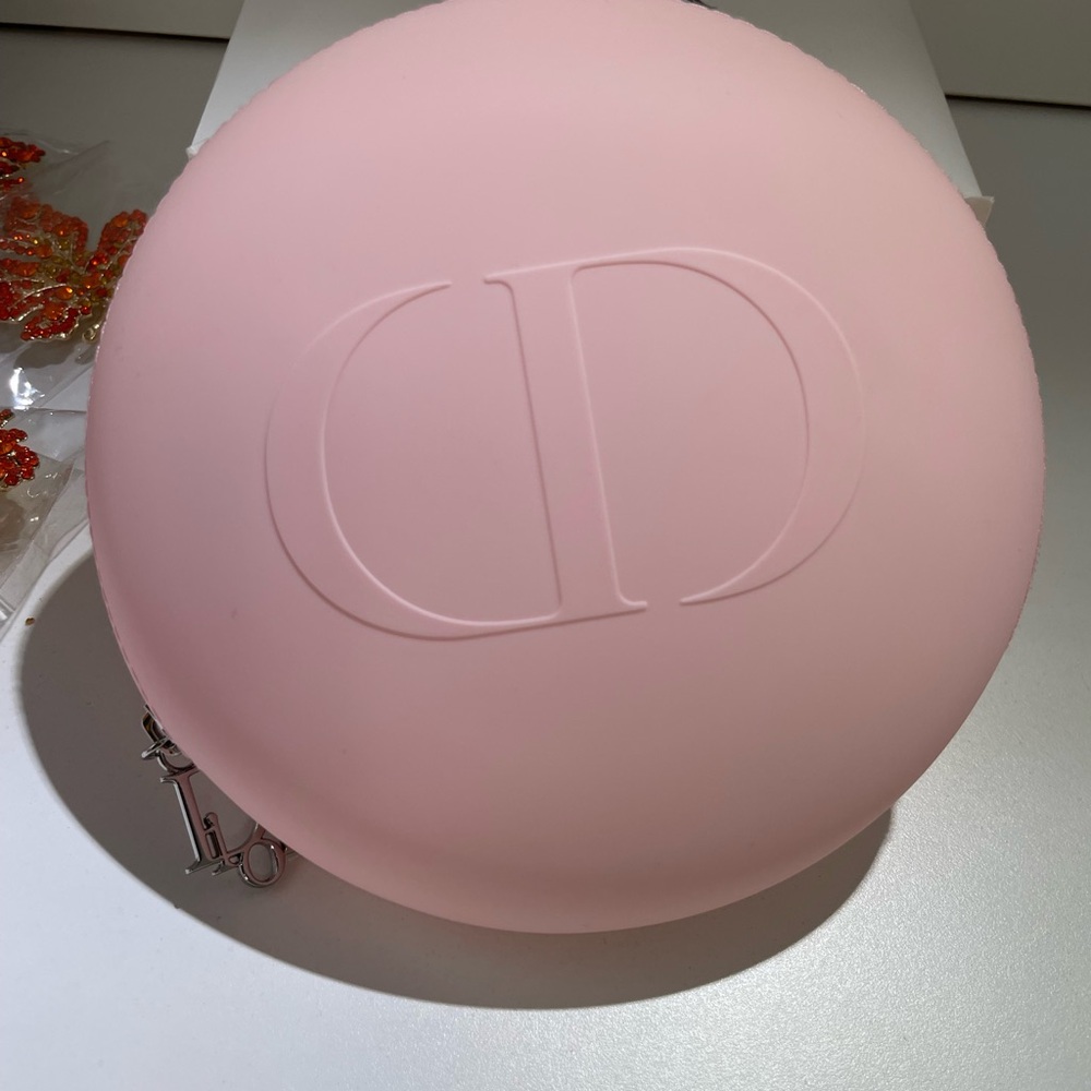 Dior beauty gift cosmetic bag